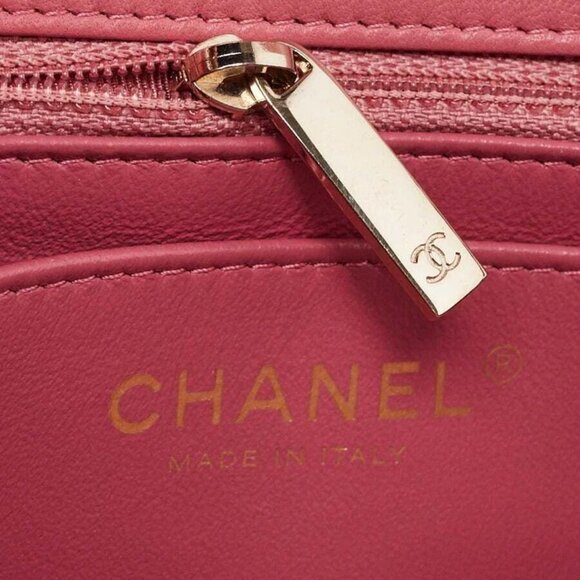 Chanel Pink Quilted Lambskin Leather Valentine Charms Rectangular Mini Flap Bag - Picture 7 of 11